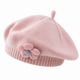 Béret fille rose pâle en maille avec fleur décorative rose