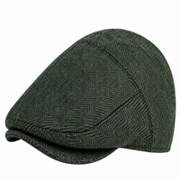 Casquette plate homme vert à motif chevrons